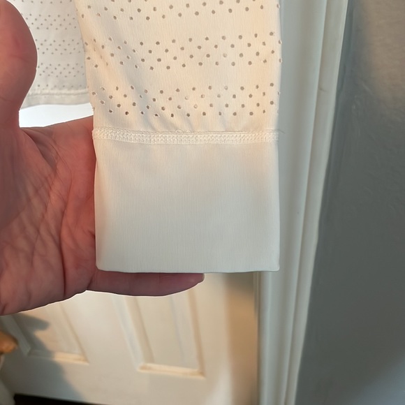 🌙Zyia🌙 White top - Picture 3 of 5